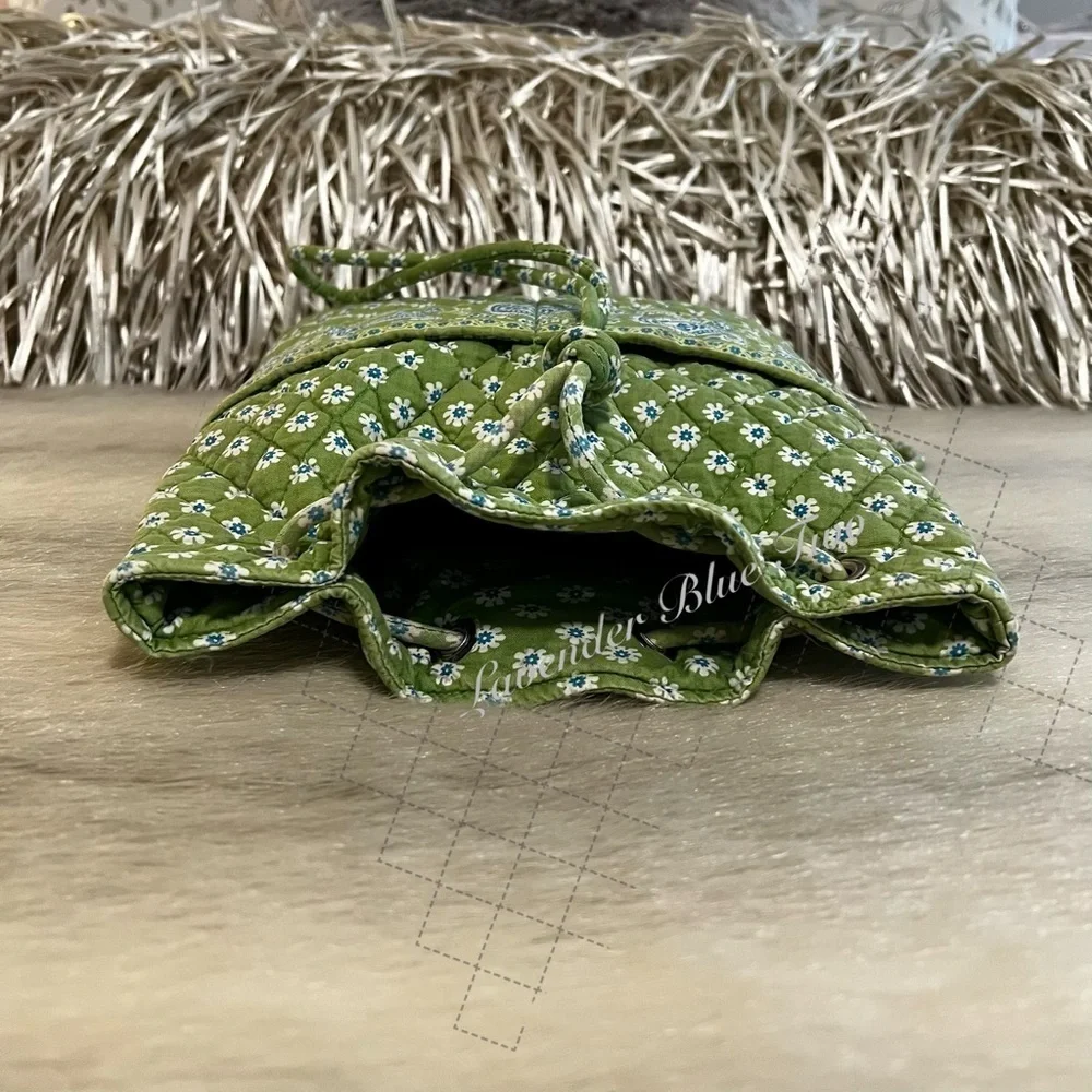 Vintage VERA BRADLEY Green Apple 2004 Drawstring 2 Pocket S Backpack Floral USA